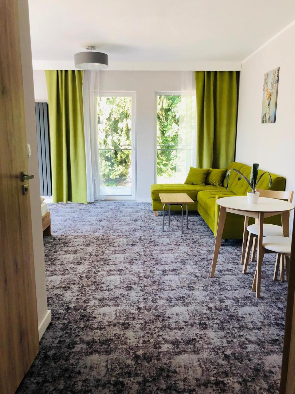 La Park Aparthotel クドヴァ・ズドゥルイ エクステリア 写真