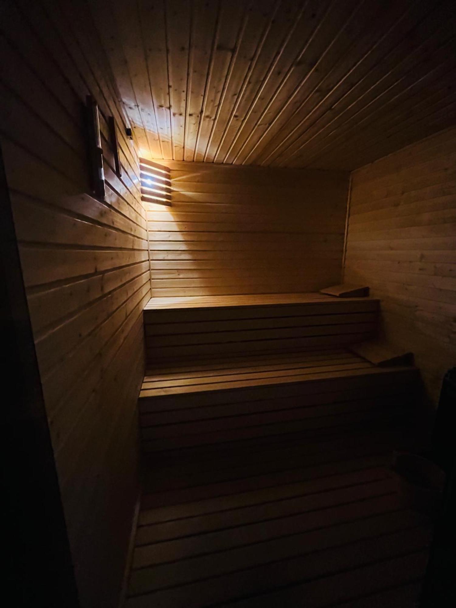 La Park Aparthotel クドヴァ・ズドゥルイ エクステリア 写真